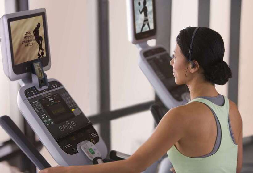 هتل Doubletree By Hilton Milan