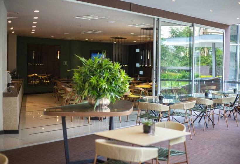 בית מלון כפרי Estelar Blue