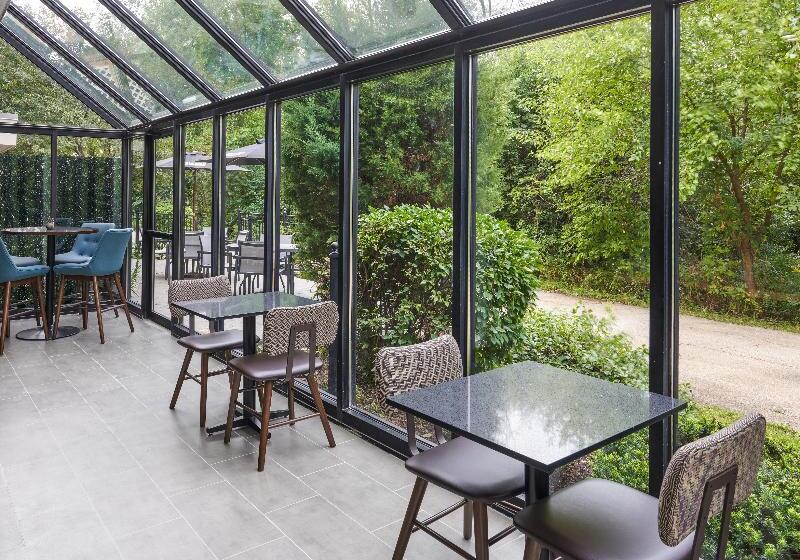 هتل Four Points By Sheraton Chicago Schaumburg