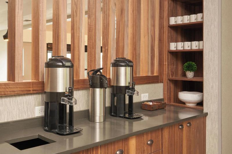 Отель Four Points By Sheraton Chicago Schaumburg