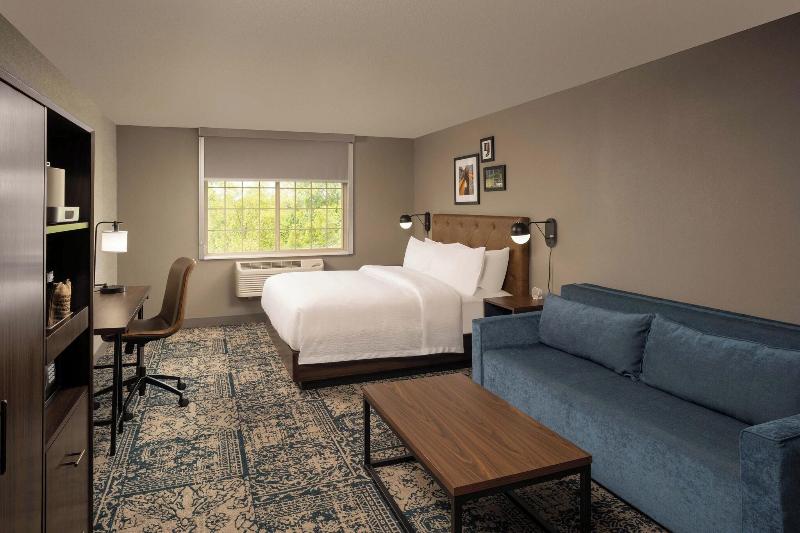 هتل Four Points By Sheraton Chicago Schaumburg