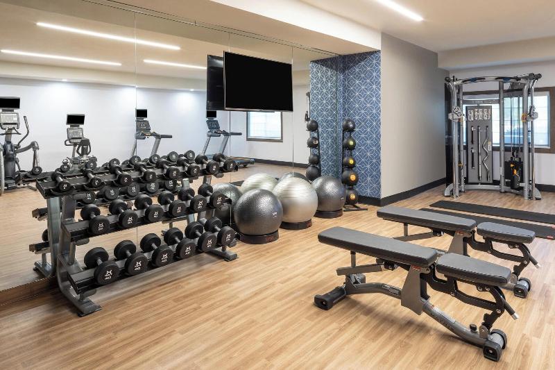 Отель Four Points By Sheraton Chicago Schaumburg