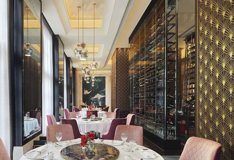 Four Seasons Hotel Macao