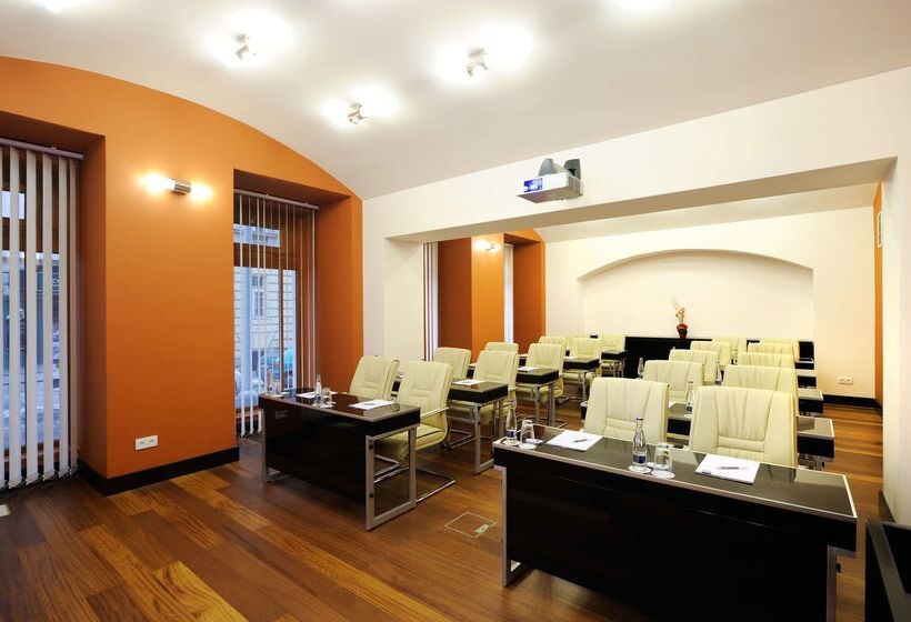 Grand Majestic Hotel Prague