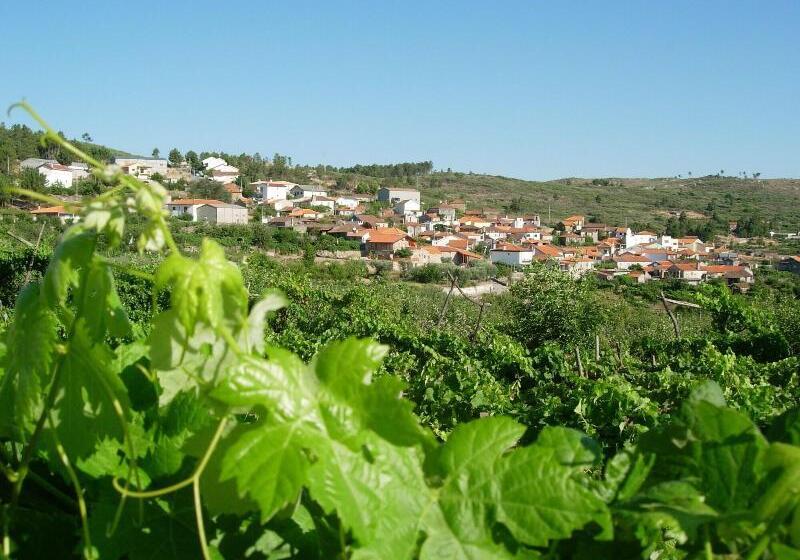 בית מלון כפרי Outros Tempos   Turismo De Aldeia