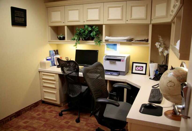 هتل Hilton Garden Inn San Diego Del Mar