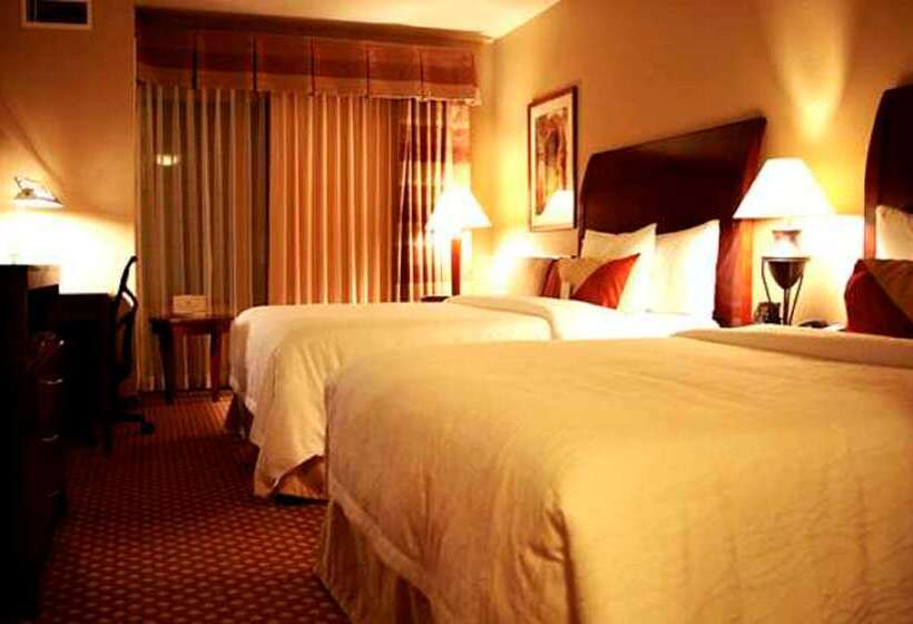 هتل Hilton Garden Inn San Diego Del Mar