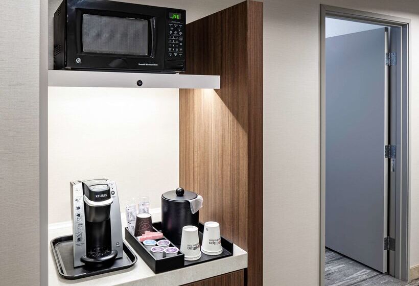 هتل Hilton Garden Inn San Diego  Rancho Bernardo