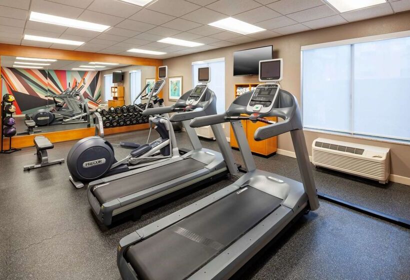 هتل Hilton Garden Inn San Diego  Rancho Bernardo