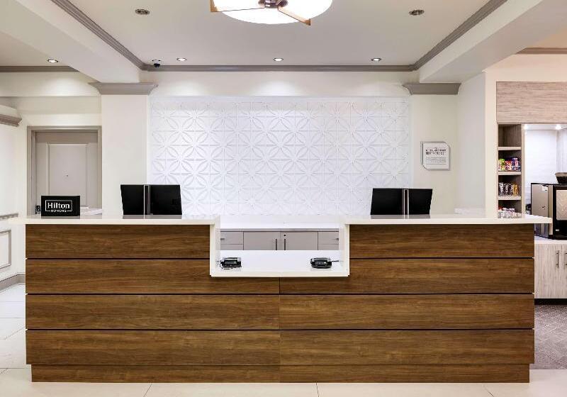 هتل Hilton Garden Inn San Diego  Rancho Bernardo