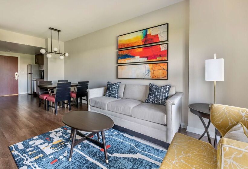 فندق Hilton Grand Vacations Club Las Palmeras Orlando