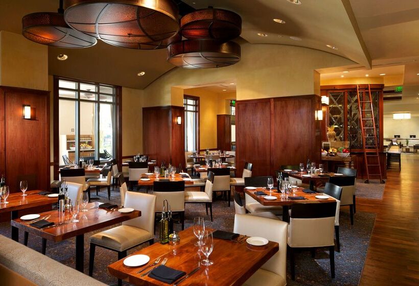 فندق Hilton Grand Vacations Club Las Palmeras Orlando