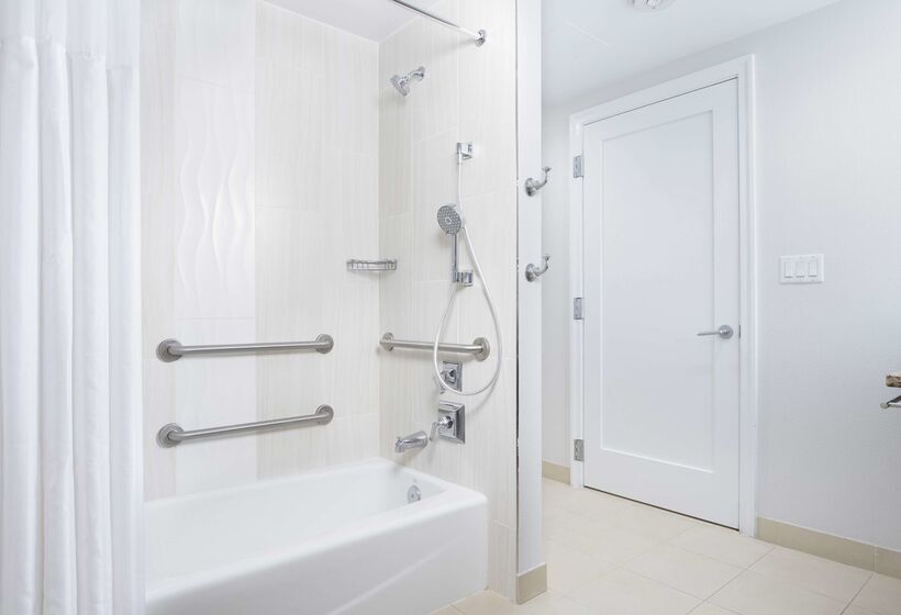 فندق Hilton Grand Vacations Club Las Palmeras Orlando