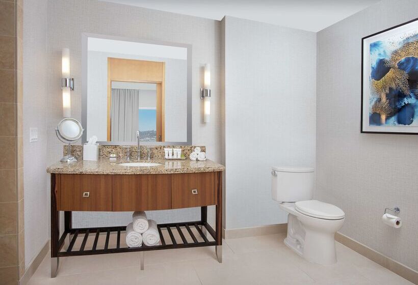 فندق Hilton San Diego Bayfront