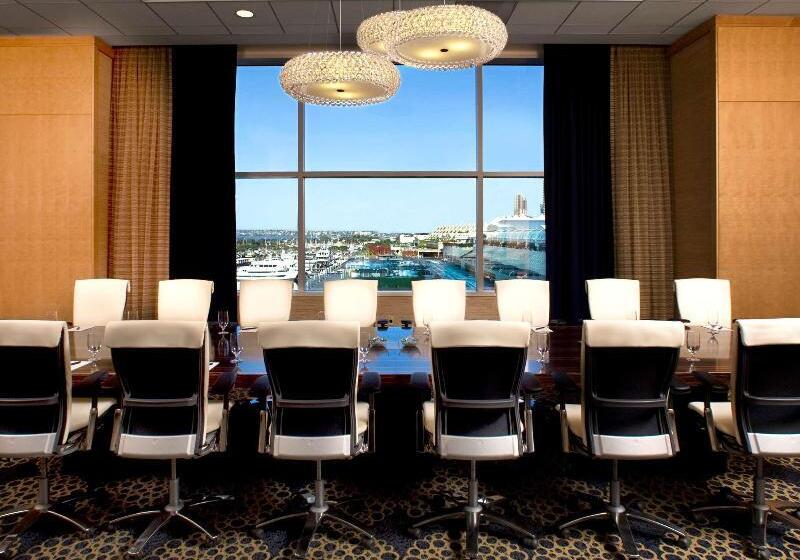 فندق Hilton San Diego Bayfront