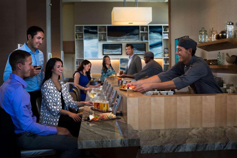 فندق Hilton San Diego Bayfront