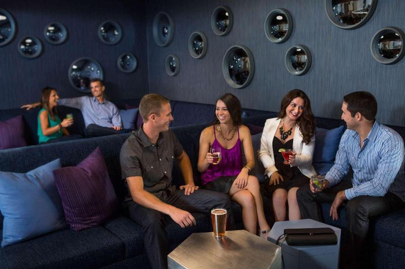 هتل Hilton San Diego Bayfront