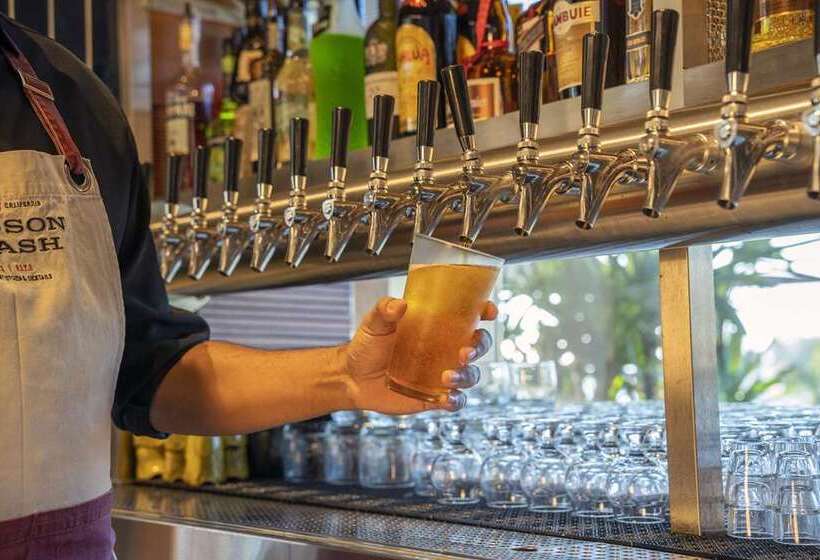 فندق Hilton San Diego Bayfront