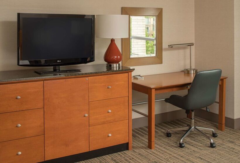 Отель Hilton Vancouver Washington