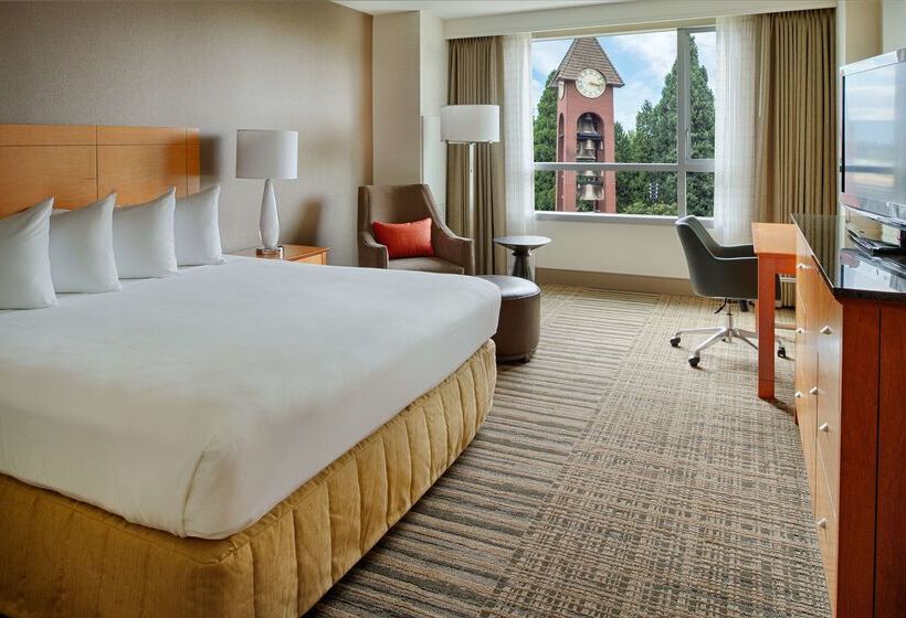 Отель Hilton Vancouver Washington