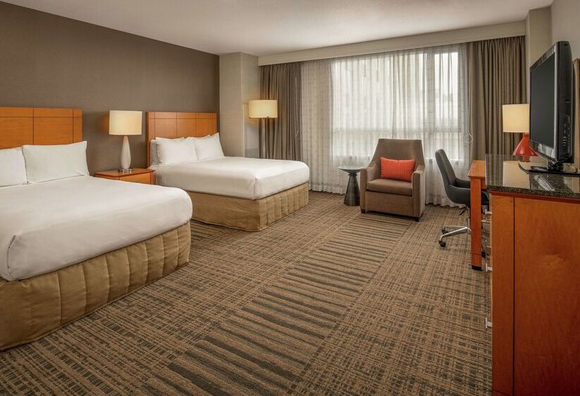 Отель Hilton Vancouver Washington