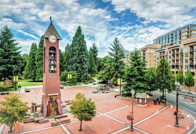 Отель Hilton Vancouver Washington