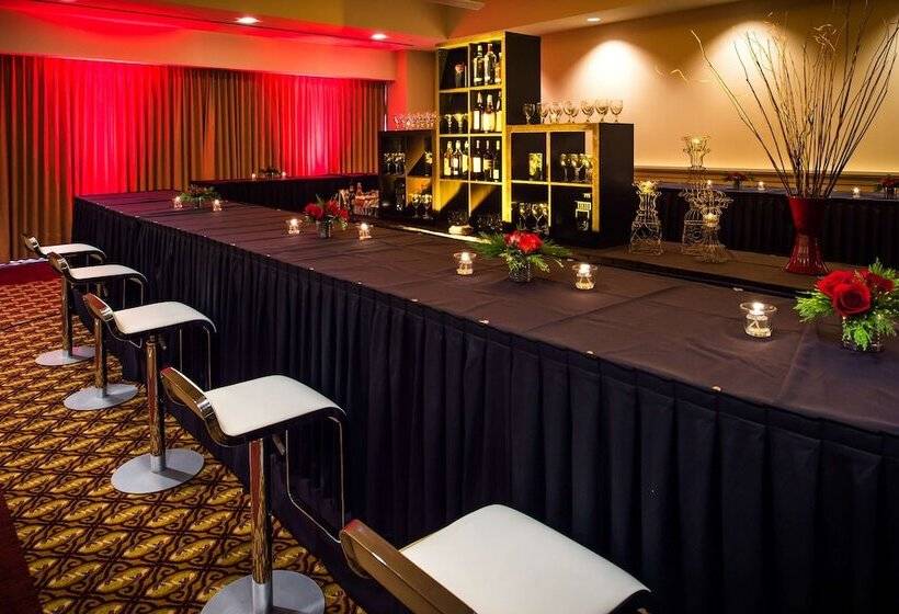 Отель Hilton Vancouver Washington