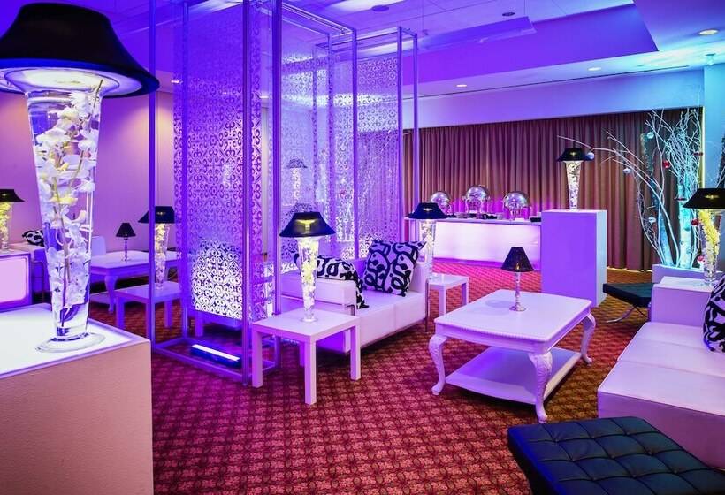 Отель Hilton Vancouver Washington