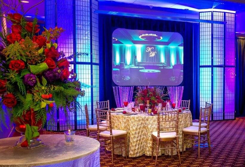 Отель Hilton Vancouver Washington