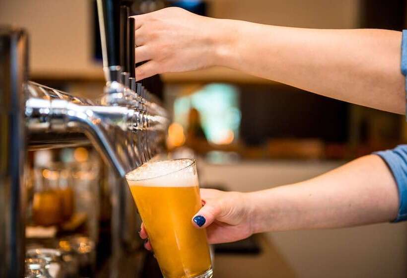 Отель Hilton Vancouver Washington