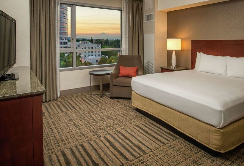 Отель Hilton Vancouver Washington