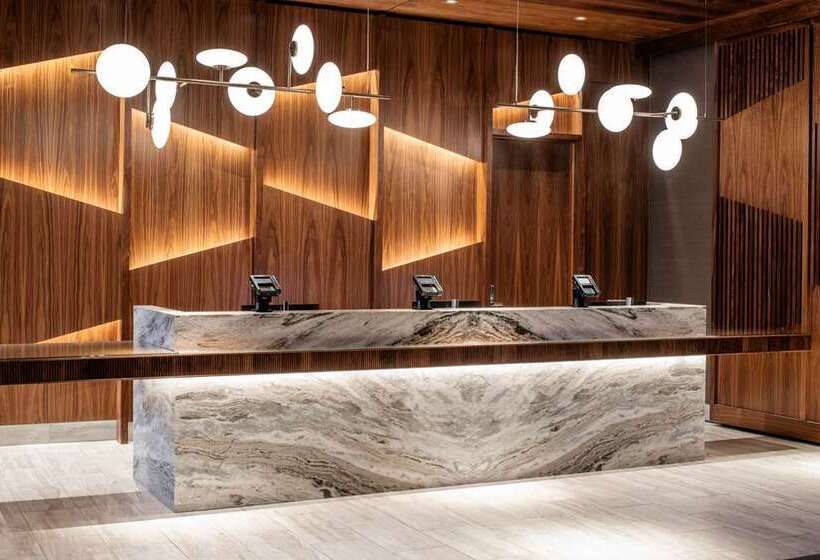 Отель Hilton Vancouver Washington