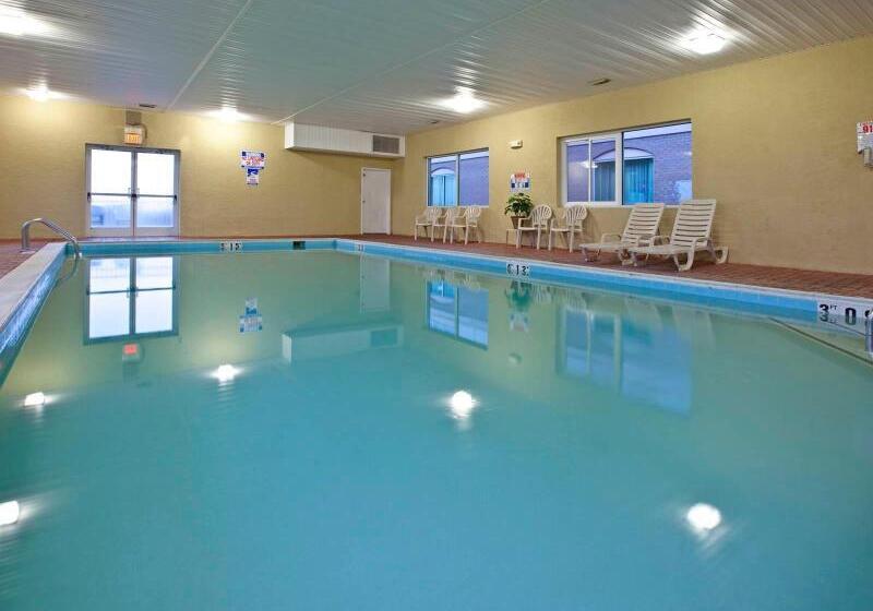 Holiday Inn Express Hotel & Suites Richmond, An Ihg