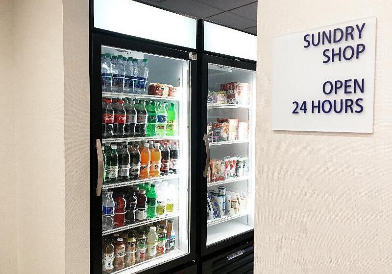 Holiday Inn Express Hotel & Suites White River Junction, An Ihg