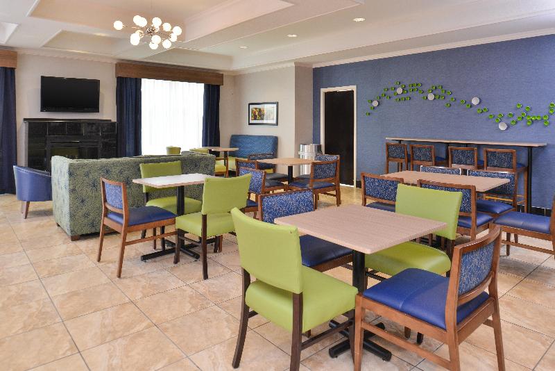 Holiday Inn Express Hotel & Suites San Antonio By Ihg