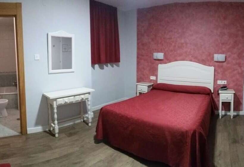 هتل Hostal Sonia Granada