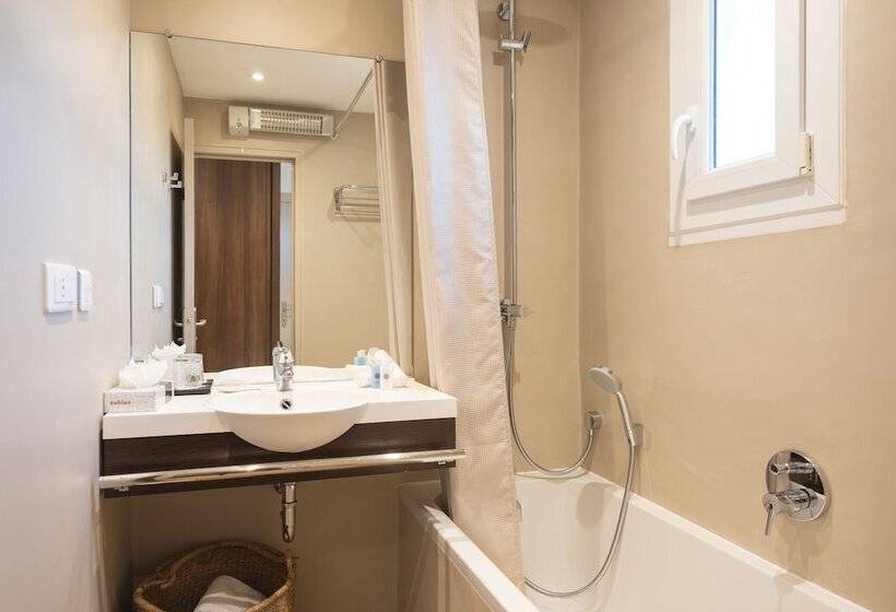 בית מלון כפרי Hôtel Font Mourier