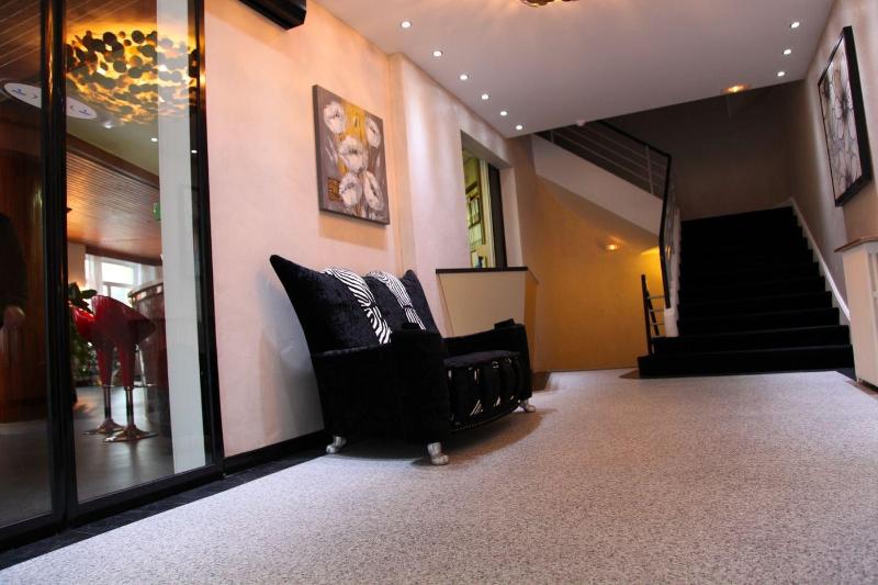 Отель Hôtel La Réserve