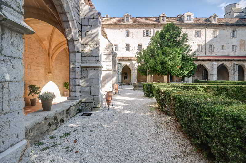 Hotel Le Couvent Royal