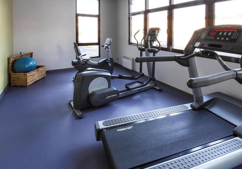 בית מלון כפרי Hôtel Mercure Niort Marais Poitevin