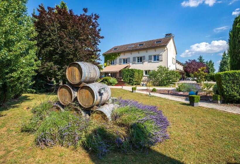 Отель Hôtel Parc Adélie   Logis Hôtels