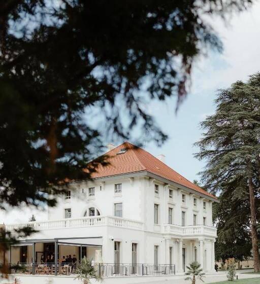 בית מלון כפרי Séquoias Golf & Ressort