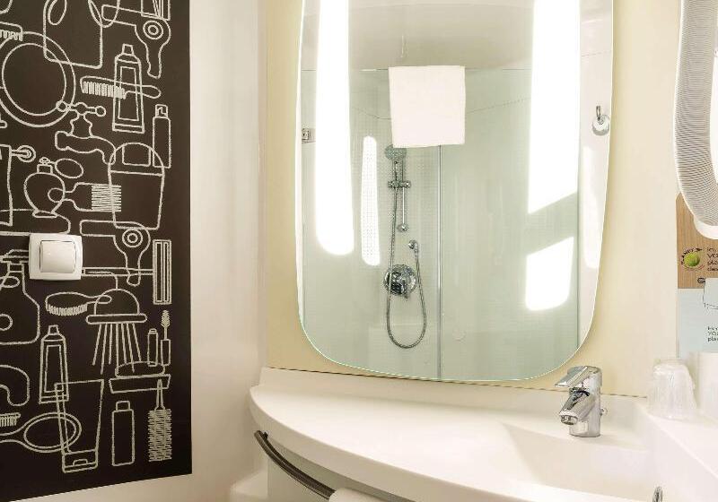 هتل Ibis Honfleur