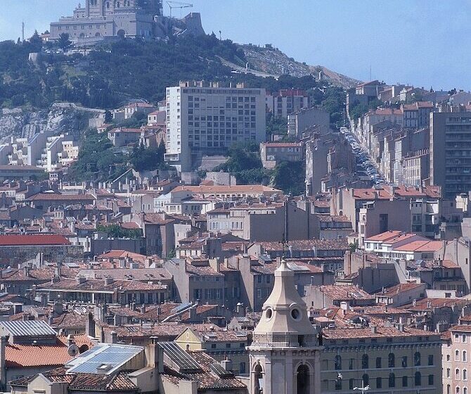 B&b Hotel Marseille Bonneveine