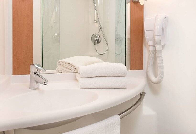 فندق Ibis Vitré Centre