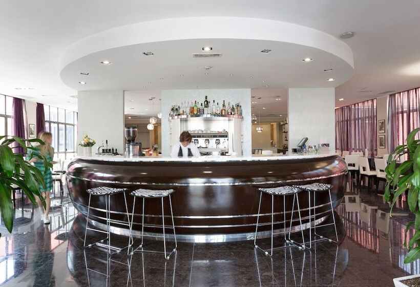 Italiana Hotels Milan Rho Fair