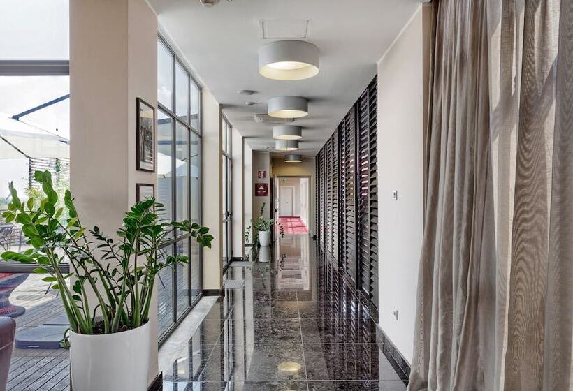 Italiana Hotels Milan Rho Fair