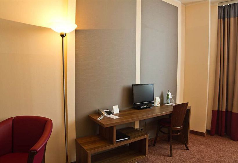 هتل Ivbergs Berlin Messe