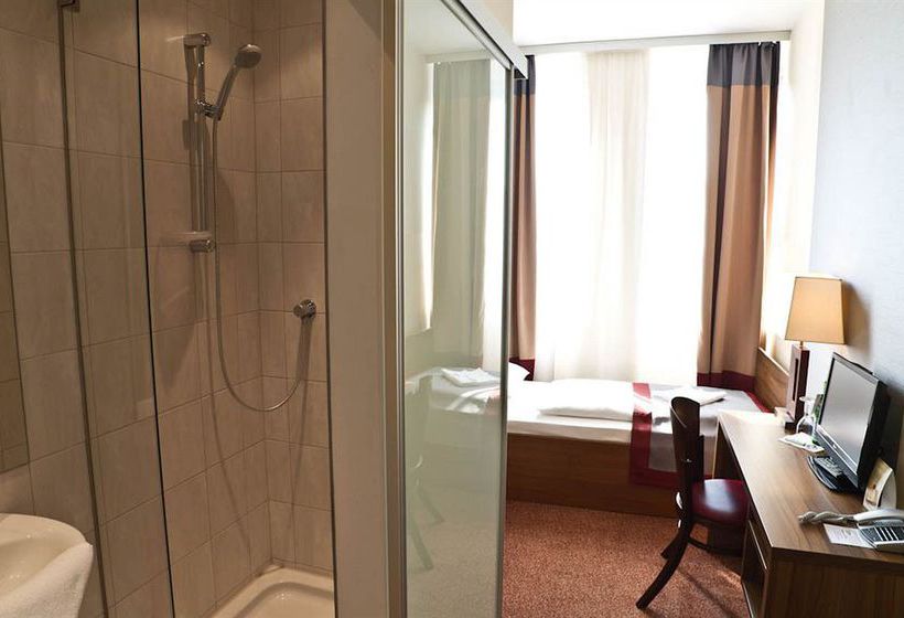 هتل Ivbergs Berlin Messe