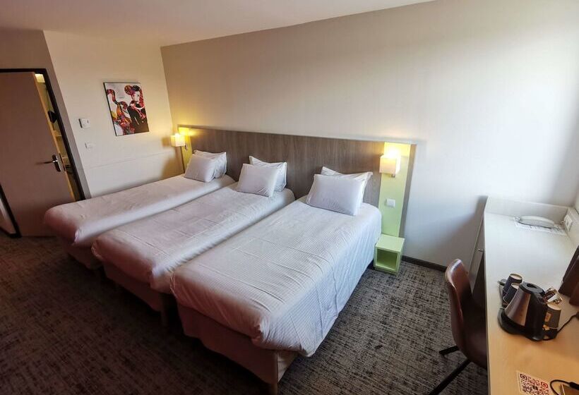 ホテル Kyriad Chartres